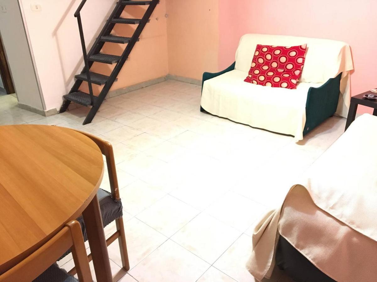 Apartment Nardones 98 เนเปิลส์ ภายนอก รูปภาพ